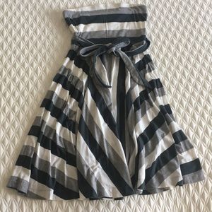 American Eagle strapless flowy dress with tie